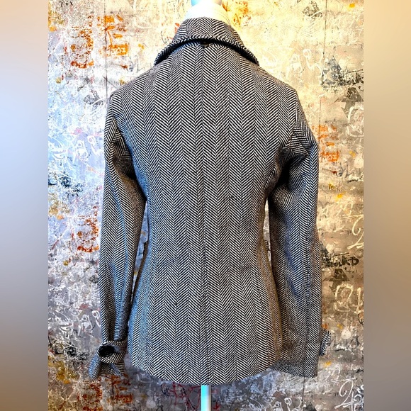 LAST KISS Tweed Wool blend Jacket with toggles - Picture 3 of 10